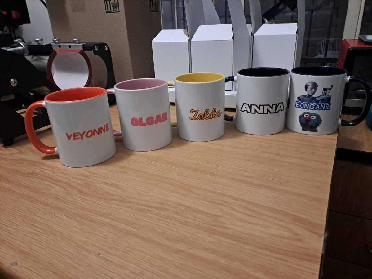 Custom Photo Mugs & Graphic Drinkware